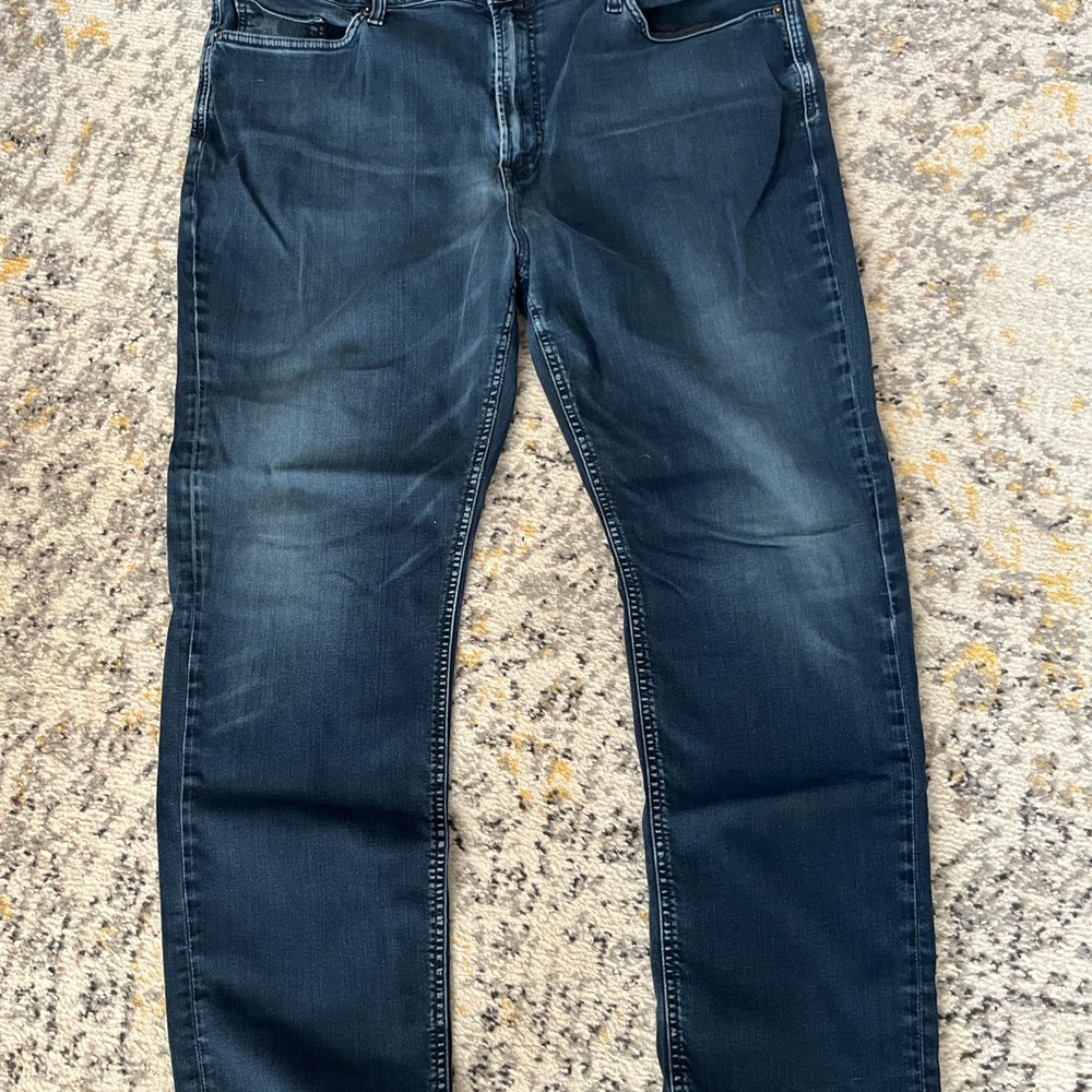 Buffalo- David Britton - 46x30 - blue jeans.  Straight Stretch
